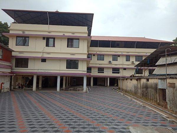 Carmel Medical Centre